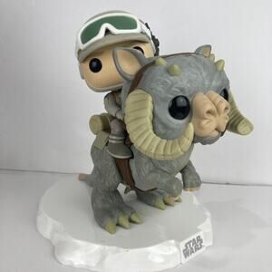 Funko Pop Starwars Luke Skywalker With TaunTaun 366